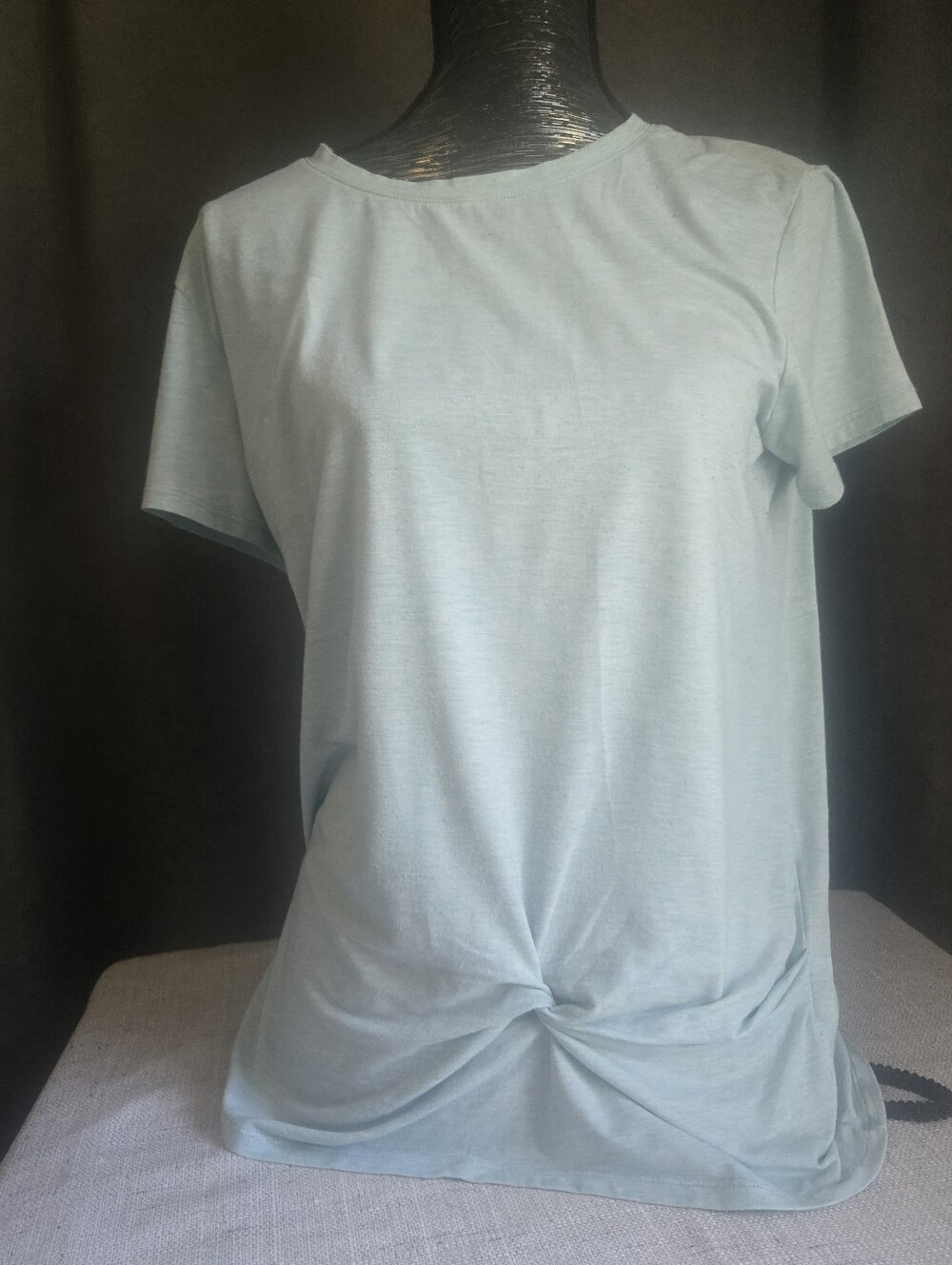 Light Green Twist-Hem Women's Tee